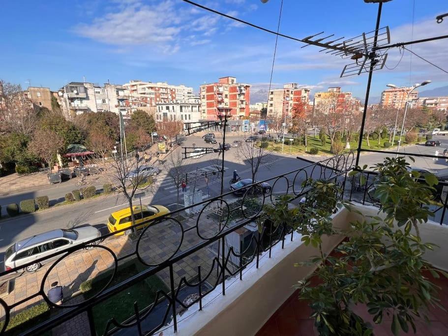 Centre Apartment In Shkoder Bagian luar foto